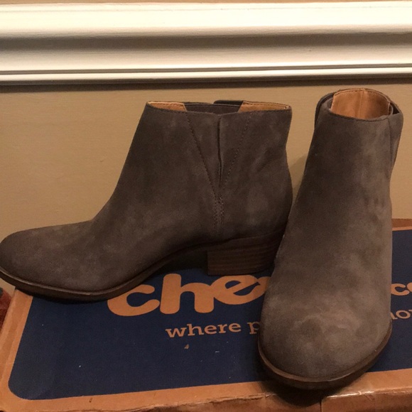 Ankle boots - Picture 2 of 6